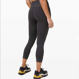 Lululemon leggings, graphite gray